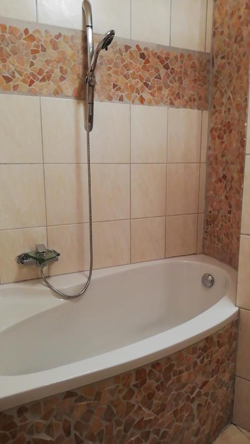 Greenleaf Walhalla-Apartment - Highspeed Wlan - Netflix - Suedbalkon Tegernheim Dış mekan fotoğraf