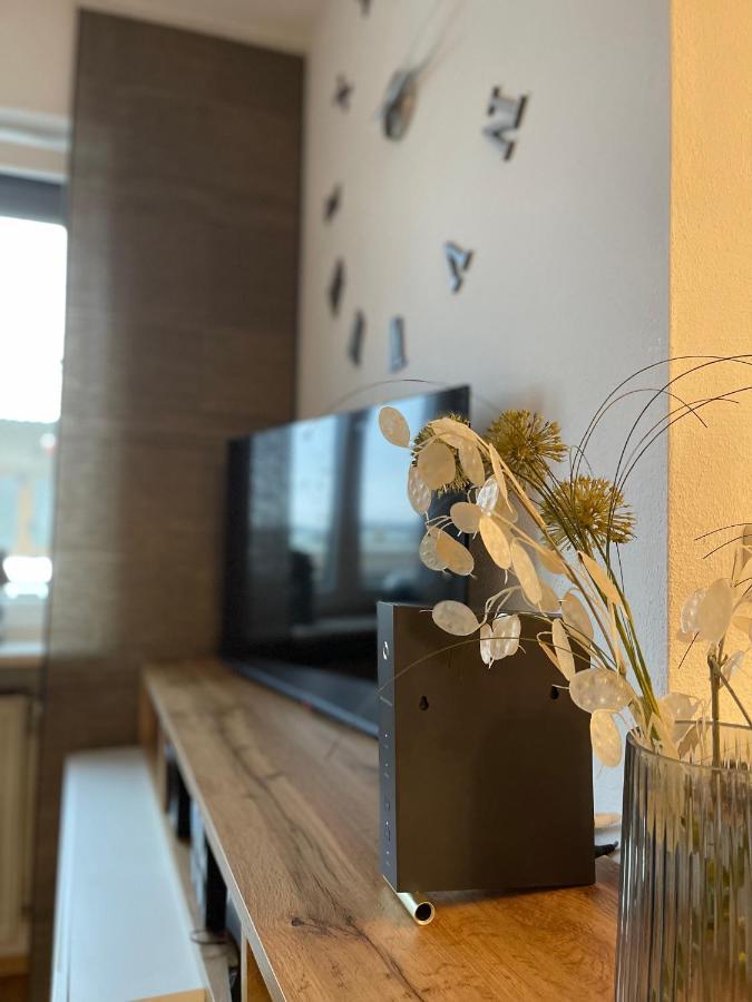 Greenleaf Walhalla-Apartment - Highspeed Wlan - Netflix - Suedbalkon Tegernheim Dış mekan fotoğraf